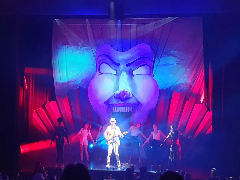 GOP Variete Theater Essen Freaks
