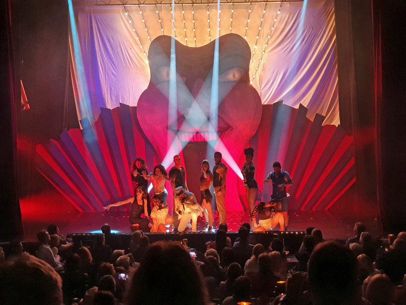 GOP Variete Theater Essen Freaks