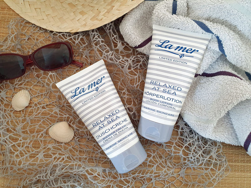 Relaxed at Sea by La mer mit Lavendel
