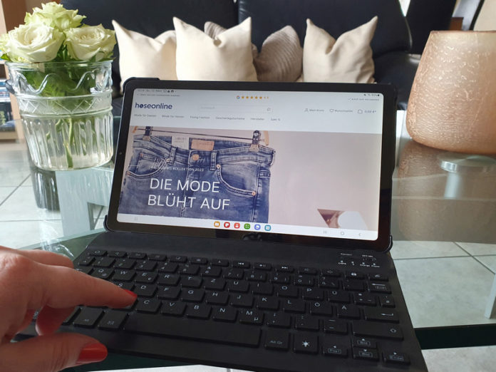Hoseonline, Hosen und Trends