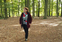 Elkline urbane Mode Hamburg Dew Fleece Mantel und Ringelschal