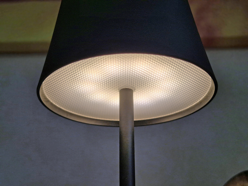 Quntis LED Tischlampe kabellos, touch, dimmbar