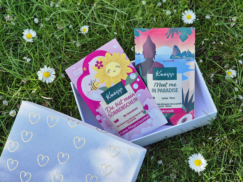Kneipp Frühjahrsneuheiten 2026 Aroma-Pflegeschaumbad Du bist mein Sonnenschein und Badekristalle Meet me in Paradise